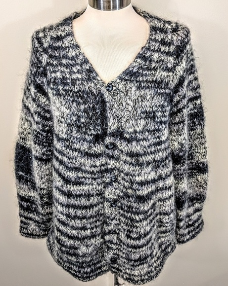 Artisan Made Thick Mohair Sweater - Picture 5 of 6